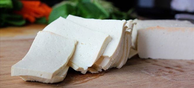 чем заменить сыр тофу