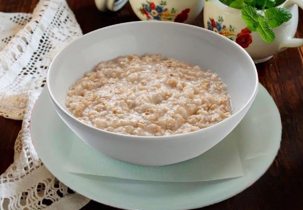 Овсяная каша на воде без масла